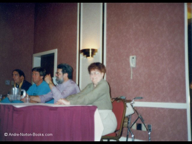 093.panel.at.con.1994